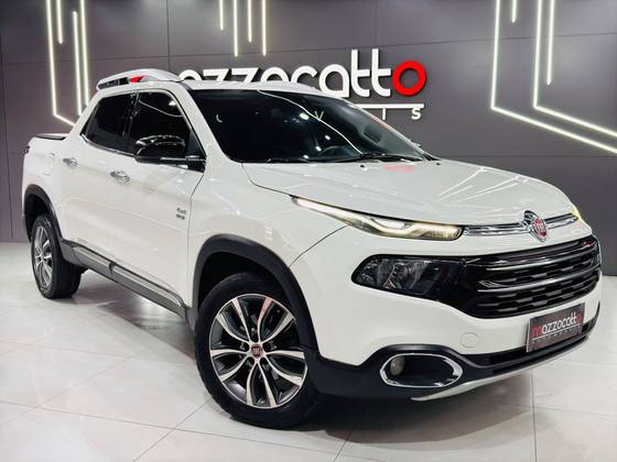 FIAT TORO 2.0 16V TURBO DIESEL VOLCANO 4WD AT9